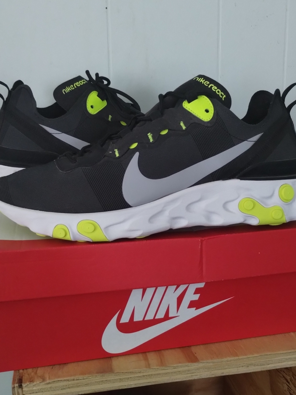 Nike React Element 55 Men's Running Shoes Black Neon Volt
